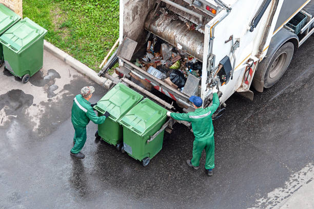 Best Construction Debris Removal  in Maquoketa, IA